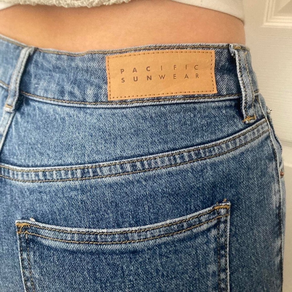 PacSun Blue High Rise Distressed Denim - Picture 2 of 4